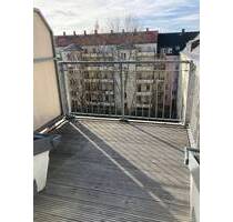 Gemütliche DG 3-Zimmer mit Balkon, Laminat, Wanne und offener Küche in guter Lage! - Chemnitz Hilbersdorf