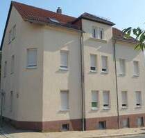 Gemütliche 3-Zimmer Dachwohnung mit Laminat und Bad mit Dusche * handwerlich begabte Mieter gesucht - Roßwein