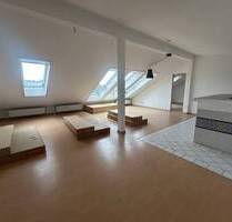 Großzügige Dachgeschosswohnung im Quadrat I7 - Mannheim Quadrate