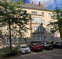 Großzügige 3,5-Zimmer mit Balkon, Wannenbad und Laminat in guter Lage! - Chemnitz Lutherviertel 220
