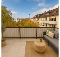 Erstbezug nach Kernsanierung - mit Balkon und Ausblick von ganz oben! - Nürnberg Seeleinsbühl