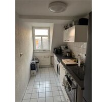 *Großzügige DG 2-Zimmer mit Wannenbad im Zentrum! * Vormieter verkauft EBK - Chemnitz