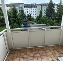Gemütliche 3-Zimmer mit Balkon, Laminat und Wannenbad in ruhiger Lage - Chemnitz Yorckgebiet