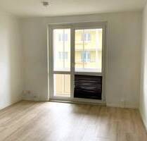 Modernes Apartment mit bodentiefer Dusche und Loggia - Chemnitz Kappel