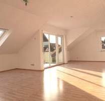 Großzügige 3 Zimmer Wohnung mit schönem Balkon - Obertshausen / Hausen