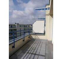 Dachgeschoss-Traum in Zentrumsnähe...2 große Balkone! - Leipzig Neustadt-Neuschönefeld