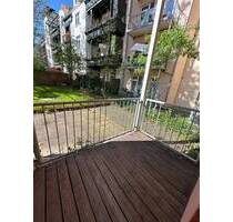 Günstige 3-Zimmer mit Laminat, Wanne, offener Kü. und Balkon in Bestlage am Küchwald! EBK mgl. - Chemnitz Schloßchemnitz