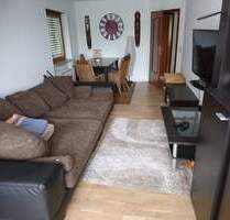 möbliertes WG-Wohn-Schlafzimmer mit Balkon in Mannheim-Neckarau