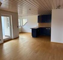 3-Zimmer DG-Wohnung mit Einbauküche in Mühlacker