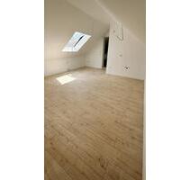 Erstbezug 2- Zimmer Dachwohnung - Kahl am Main