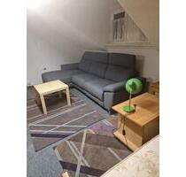 2 Zimmer DG Wohnung, Naila - 400,00 EUR Kaltmiete, in Nürnberg (PLZ: 90427) Almoshof