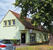 Brandis: 2,5 Zimmer | zentrumsnah| Gartenanteil | sofort frei