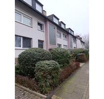 Schöne 3-Zimmer Wohnung mit Balkon RENOVIERUNG NOTWENDIG - Essen Stadtbezirk IV
