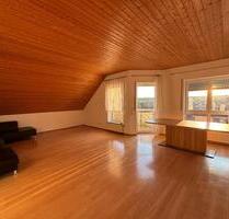 Helle 4-Zimmer Wohnung, 112qm, ruhige Ortsrandlage, Vermietung - Erbach