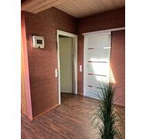 Schöne 23 Zimmer Dachgeschoss Wohnung mit Sauna in Knittlingen - Bretten