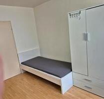 WG Zimmer zur Vermieten - 400,00 EUR Kaltmiete, ca.  18,00 m² in Bretten (PLZ: 75015)