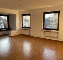 Renovierte 3,5-Zimmer Wohnung - 1.250,00 EUR Kaltmiete, in Duisburg (PLZ: 47229) Rheinhausen