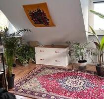 Möblierte 1,5 Zimmer Dachgeschosswohnung bis Ende November - Köln Innenstadt