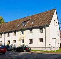 Das hat sich gewaschen,- neues Wannenbad inklusive im Erdgeschoss 2,5 Zimmer Wohnung - Gelsenkirchen Resse