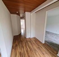 2 Zimmer Erdgeschosswohnung - 550,00 EUR Kaltmiete, ca.  65,00 m² in Reichshof (PLZ: 51580)