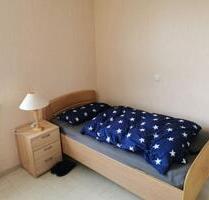 Helles möbiliertes Zimmer in einer 2er WG Drei-Zimmer Wohnung, ca - Erzhausen