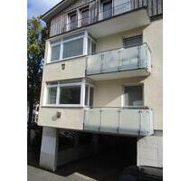 2 ZKB, Balkon; zentrale Lage nähe Weinberg und Auepark - Kassel Fasanenhof