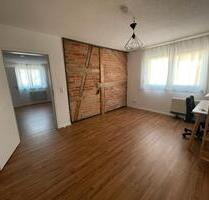3-Zimmer Wohnung - 950,00 EUR Kaltmiete, ca.  95,00 m² in Bad Waldsee (PLZ: 88339)