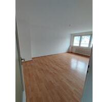 2 Zimmer Wohnung in Essen - 520,00 EUR Kaltmiete, ca.  55,00 m² in Essen (PLZ: 45356) Stadtbezirk IV