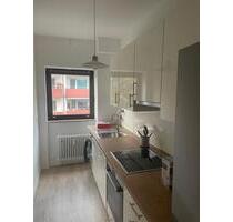 Schöne 2 Zimmer Wohnung mit Balkon für 2 Jahre zu vermieten - Frankfurt am Main Oberrad