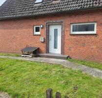 Schöne 3 Zimmer Oberwohnung mit Garage in Bunde