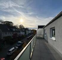 Großzügige 5-Zimmer Dachgeschosswohnung mit Balkon in Weitmar-Mit - Bochum Bochum-Südwest