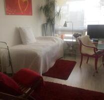 Zimmer in WG Wohnung - 950,00 EUR Kaltmiete, ca.  25,00 m² in München (PLZ: 81539) Ramersdorf-Perlach