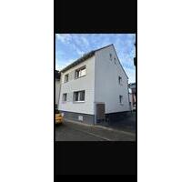 2 Zimmer Wohnung in Gr.Linden - 850,00 EUR Kaltmiete, ca.  70,00 m² in Linden (PLZ: 35440)