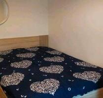 Möbiliert Frauen WG Zimmer - 500,00 EUR Kaltmiete, ca.  14,00 m² in Hamburg (PLZ: 22547) Altona