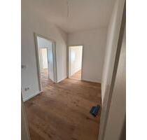 WG geeignete frisch sanierte Wohnung! - Stuttgart Zuffenhausen