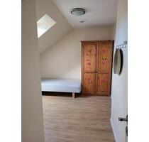 WG Zimmer in FH Nähe - 420,00 EUR Kaltmiete, in Kiel (PLZ: 24148) Ellerbek