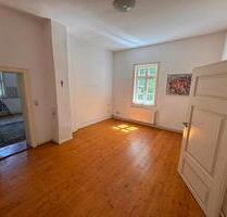 Zimmer und unterstützende WG für Alleinerziehende*n Schwangere - Göttingen Oststadt
