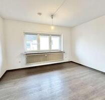 1 oder 2,5 WG-Zimmer mit separatem Badezimmer in Gießen-Wieseck!