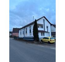 3 Zimmer DG Wohnung - 430,00 EUR Kaltmiete, ca.  50,00 m² in Villingen-Schwenningen (PLZ: 78054)