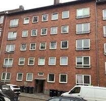 Modernisierte 2-Zimmer-Wohnung - 455,00 EUR Kaltmiete, ca.  45,33 m² in Kiel (PLZ: 24143) Gaarden-Ost