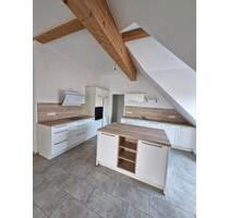 5 Zimmer Dachgeschosswohnung - 1.850,00 EUR Kaltmiete, ca.  192,00 m² in Bad Wurzach (PLZ: 88410)