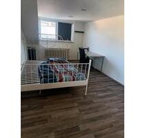 WG Zimmer zu vermieten - 410,00 EUR Kaltmiete, in Köln (PLZ: 50767) Heimersdorf