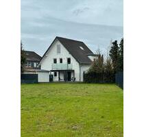 Frisch sanierte 4 Zimmer Wohnung inkl. Studio in Ratheim - Hückelhoven