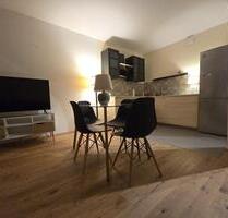 Frische renovierte 2Zi. Mit Wohnzimmer möbliert und bezugfrei - Berlin Lichtenberg