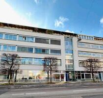 Möbilierte 3-Zimmer Wohnung, 67m², nähe LB Bf, Balkon EBK Garage - Ludwigsburg Oßweil