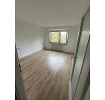 2 Zimmer Wohnung 56qm mit Balkon und Stellplatz - Ebersbach an der Fils