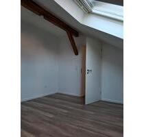 3 Zimmer Wohnung frisch renoviert DG - Meinerzhagen