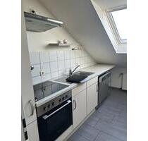 2 Zimmer Dachgeschosswohnung in Rees- Millingen