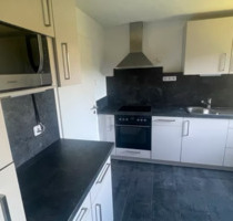 3 Zimmer Wohnung in Großheirath,Erdgeschoß,Balkon u Keller