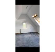 2 Zimmer Dachgeschoss Wohnung zu vermieten - Lampertheim